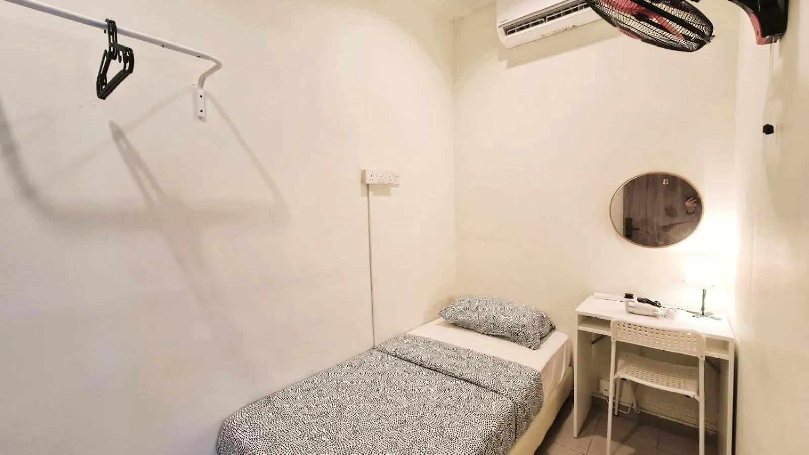 Bs Home Near Lam Wah Ee Hospital Jelutong